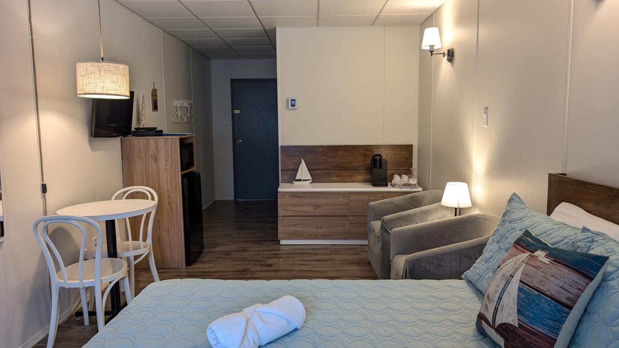 La Gentilhommiere Motel Saint-Simeon  Ngoại thất bức ảnh